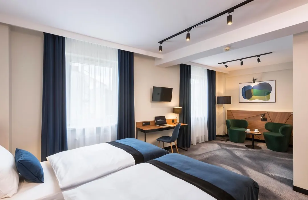 Ascot Premium Hotel-1